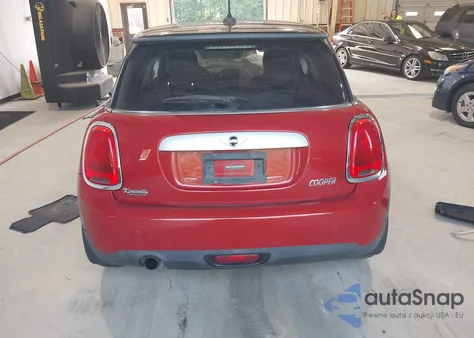 2015 Mini Hardtop Cooper z USA, uszkodzony, nr VIN WMWXM5C56FT940377